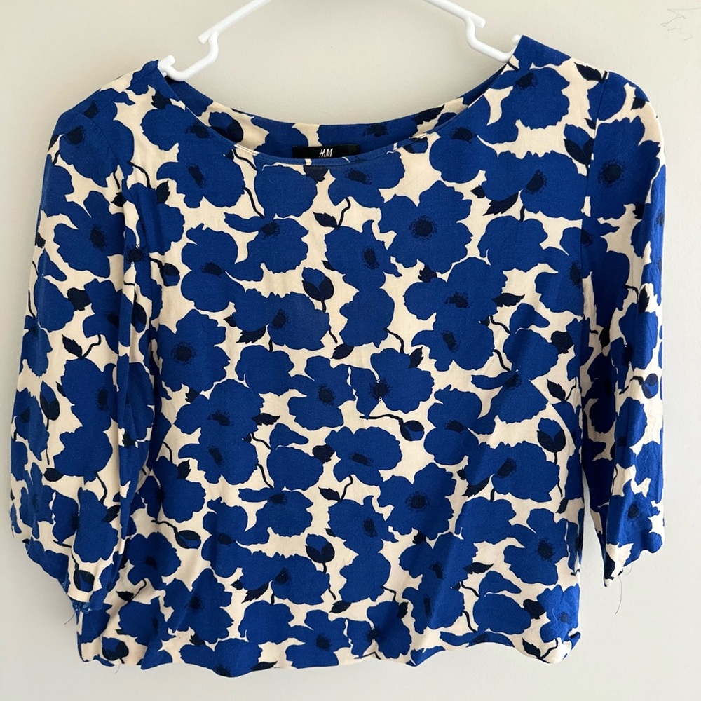 H&M floral crop top